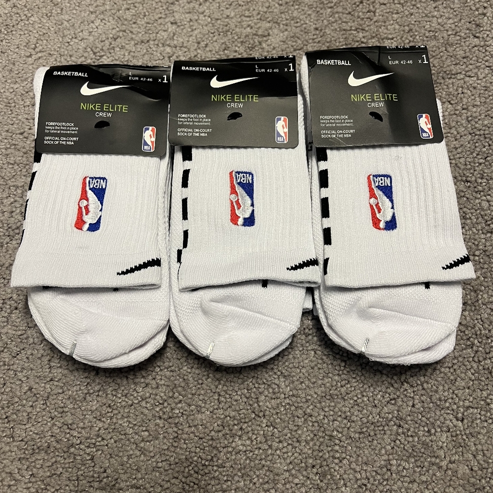 Nike Elite White and Black Basketball Crew Socks